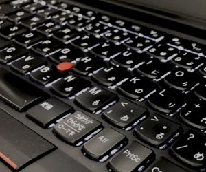 バックライトキーボード